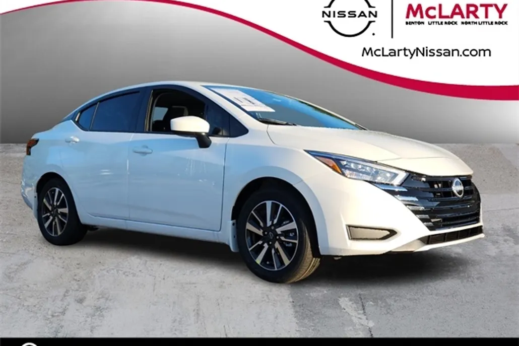 2025 Nissan Versa SV photo 1