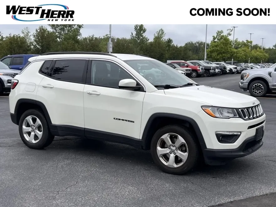 2020 Jeep Compass Latitude photo 1