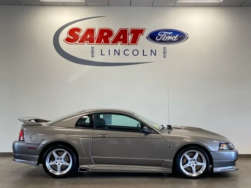 2001 Ford Mustang GT photo 1
