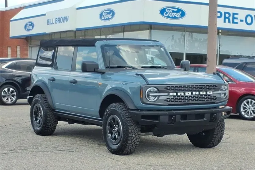 2021 Ford Bronco Badlands photo 1