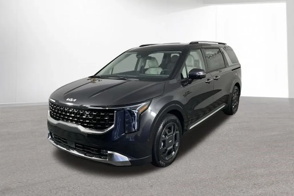 2026 Kia Carnival SX photo 1