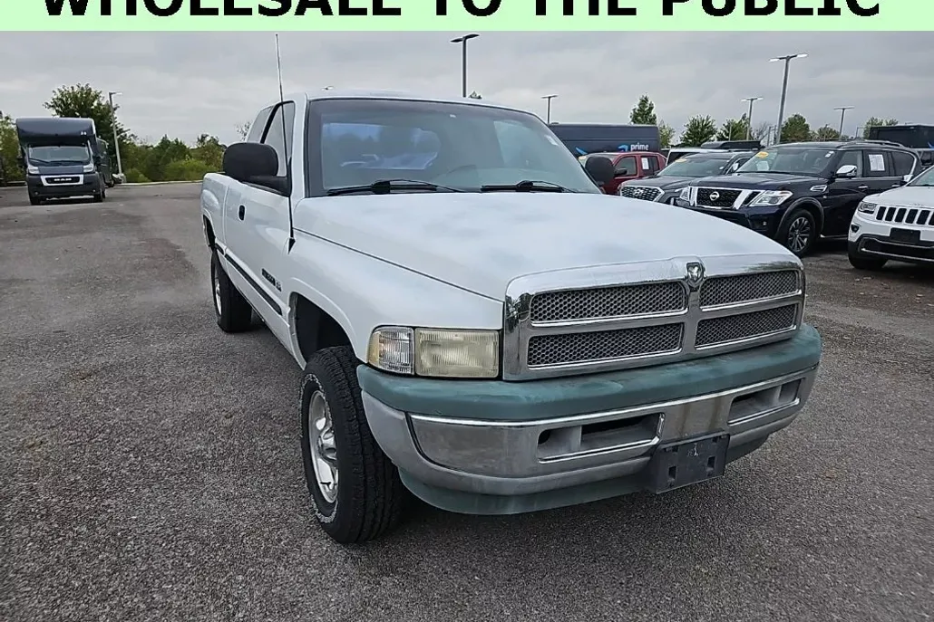 1998 Dodge Ram ST photo 1