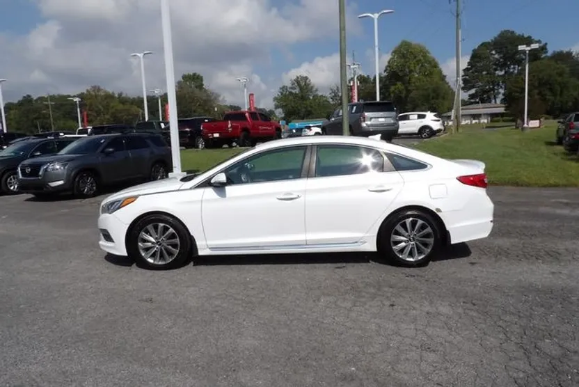 2015 Hyundai Sonata Sport photo 1