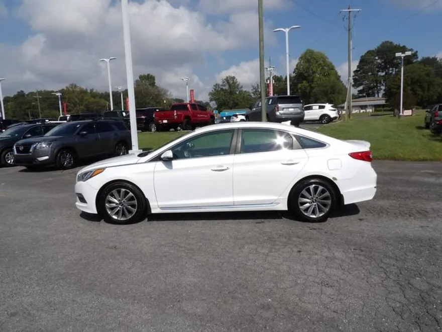 2015 Hyundai Sonata Sport photo 1