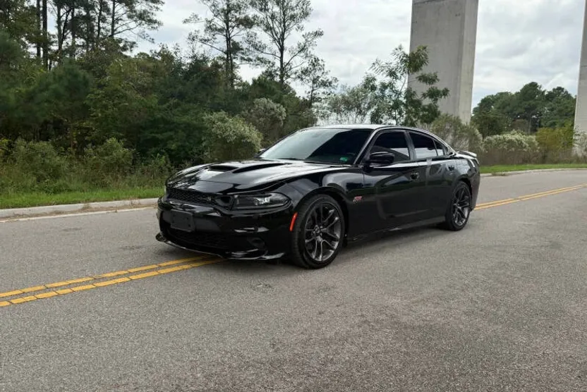 2023 Dodge Charger Scat Pack photo 1