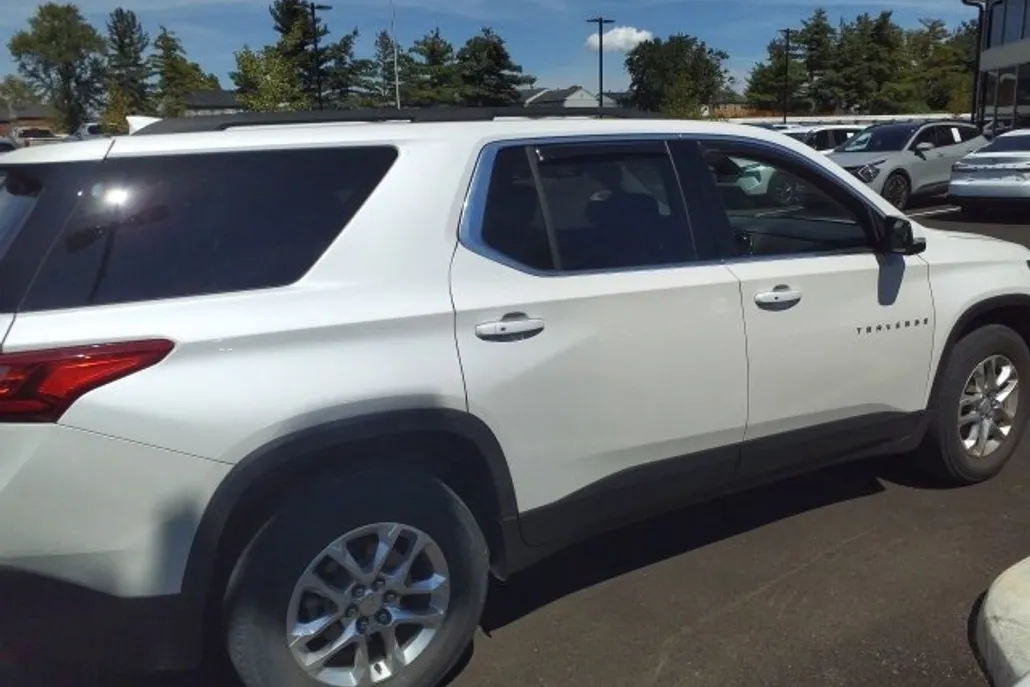 2020 Chevrolet Traverse Cloth photo 1