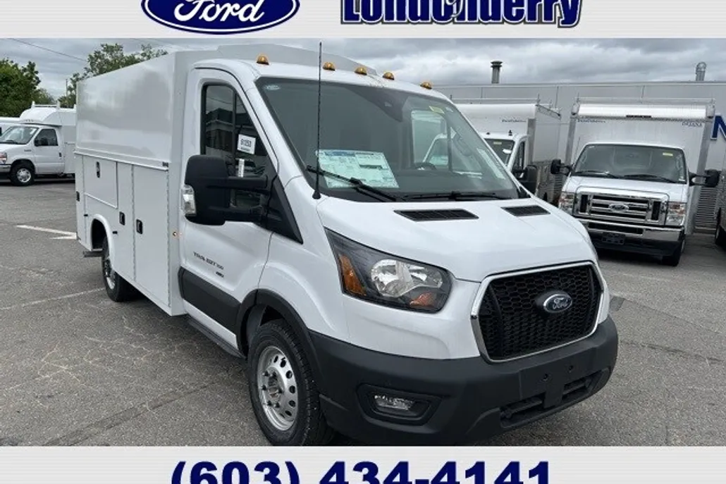 2024 Ford Transit photo 1