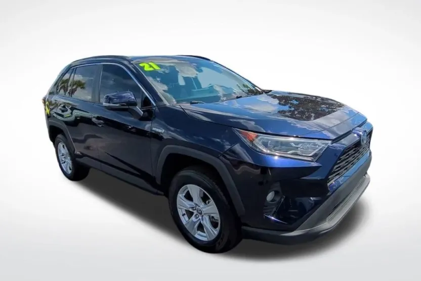 2021 Toyota RAV4 Hybrid XLE photo 1