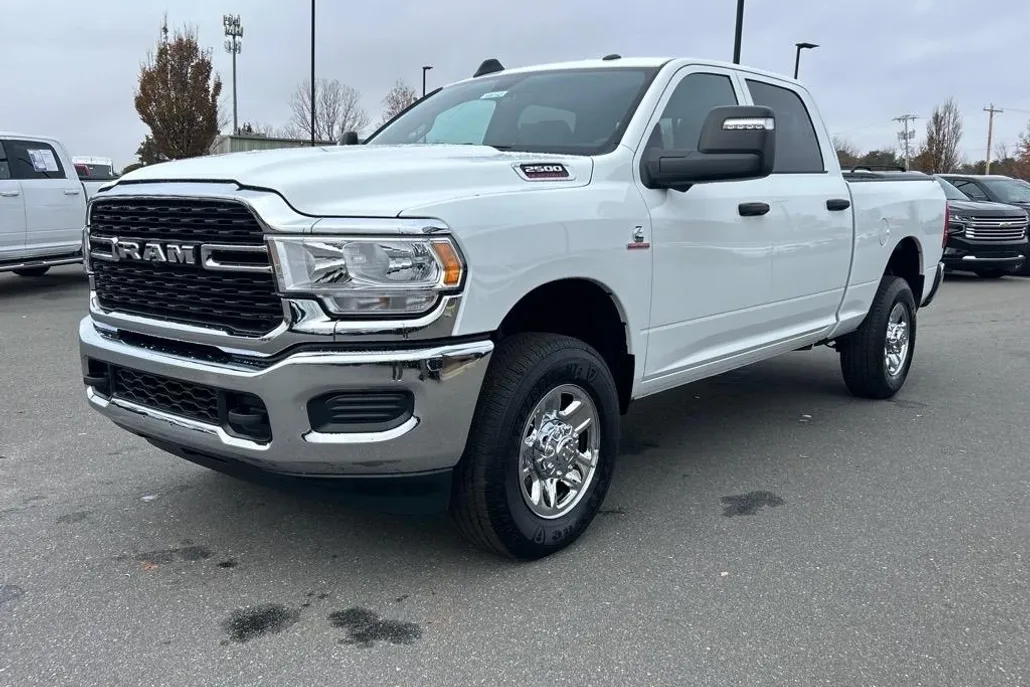2024 Ram 2500 Tradesman photo 1
