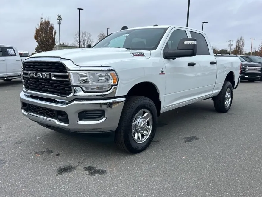 2024 Ram 2500 Tradesman photo 1