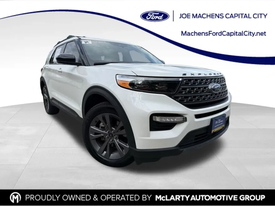 2024 Ford Explorer XLT photo 1