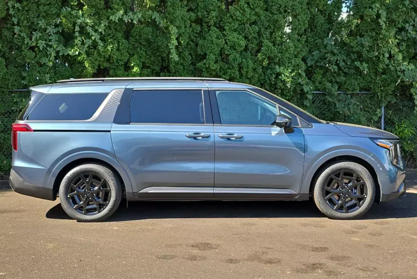 2026 Kia Carnival SX Prestige photo 1