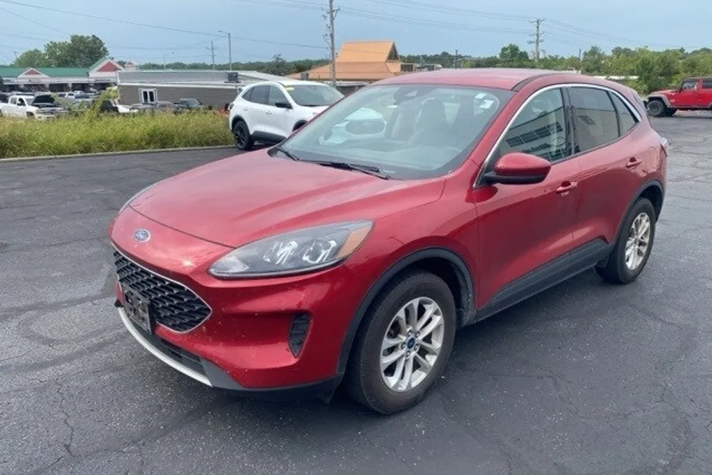 2020 Ford Escape SE photo 1