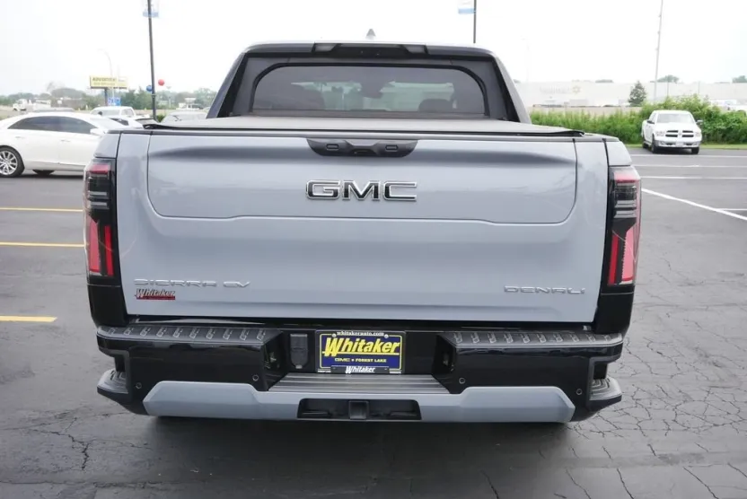 2024 Gmc Sierra EV Denali Edition 1 photo 1