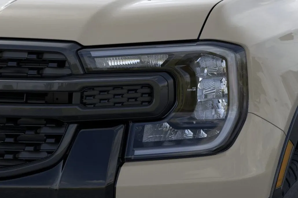 2025 Ford Ranger XLT photo 9