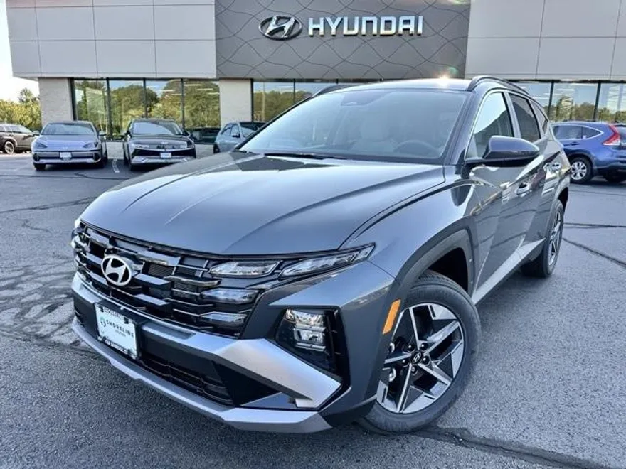 2026 Hyundai Tucson SEL photo 1