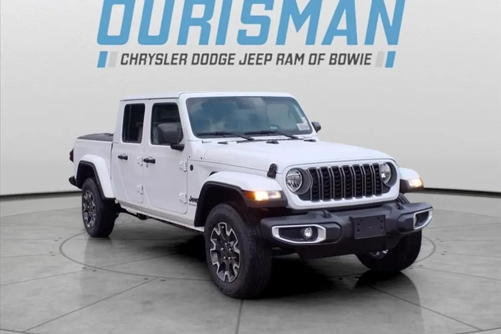 2025 Jeep Gladiator Sport S photo 1