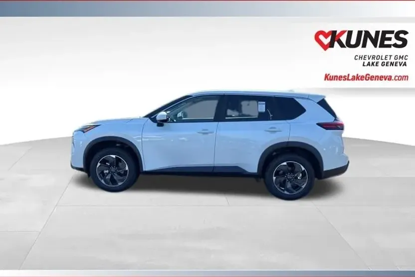 2024 Nissan Rogue SV photo 1