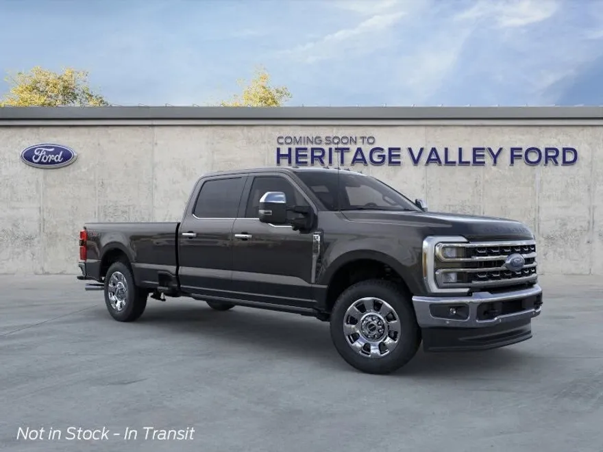 2025 Ford F-350 Lariat photo 1
