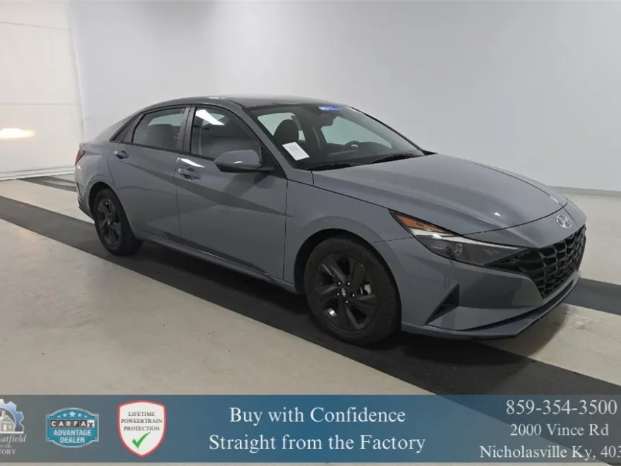 2021 Hyundai Elantra SEL photo 1