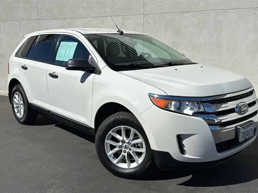 2013 Ford Edge SE photo 1