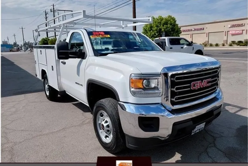 2016 Gmc Sierra Base photo 1