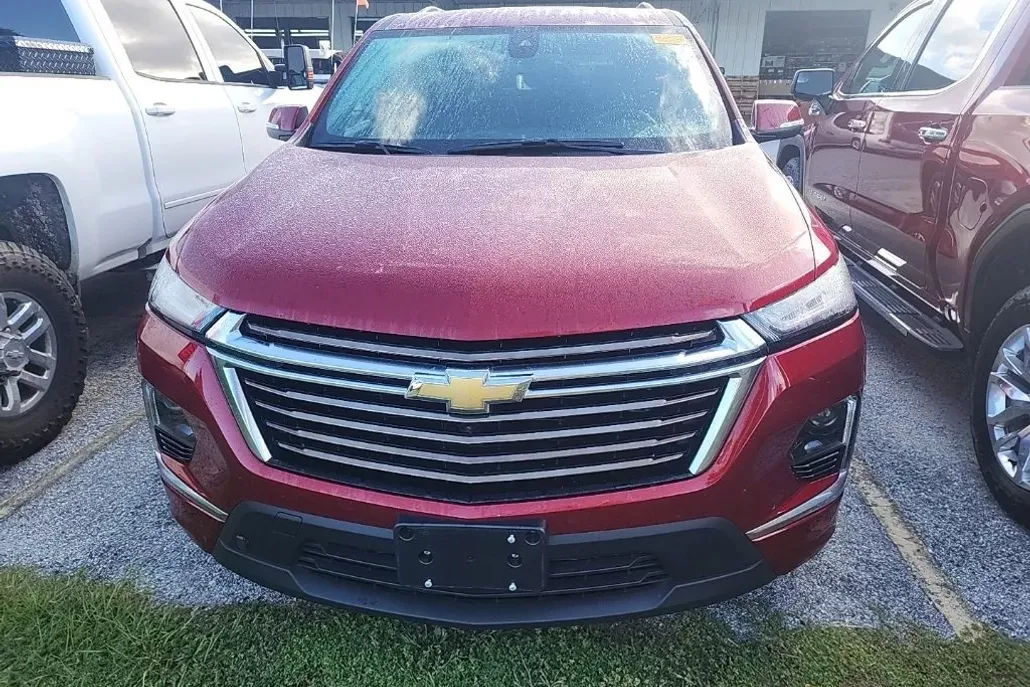 2023 Chevrolet Traverse High Country photo 1
