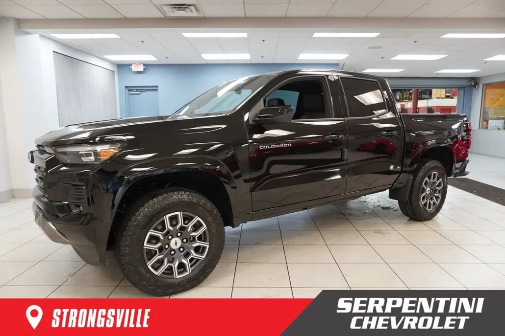2026 Chevrolet Colorado Z71 photo 1