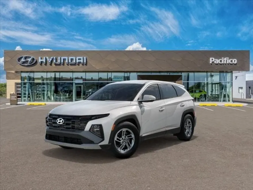2025 Hyundai Tucson SE photo 1
