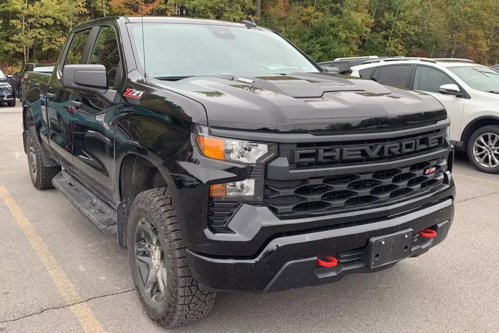2024 Chevrolet Silverado 1500 Custom Trail Boss photo 1