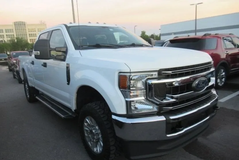 2022 Ford F-350 XL photo 1