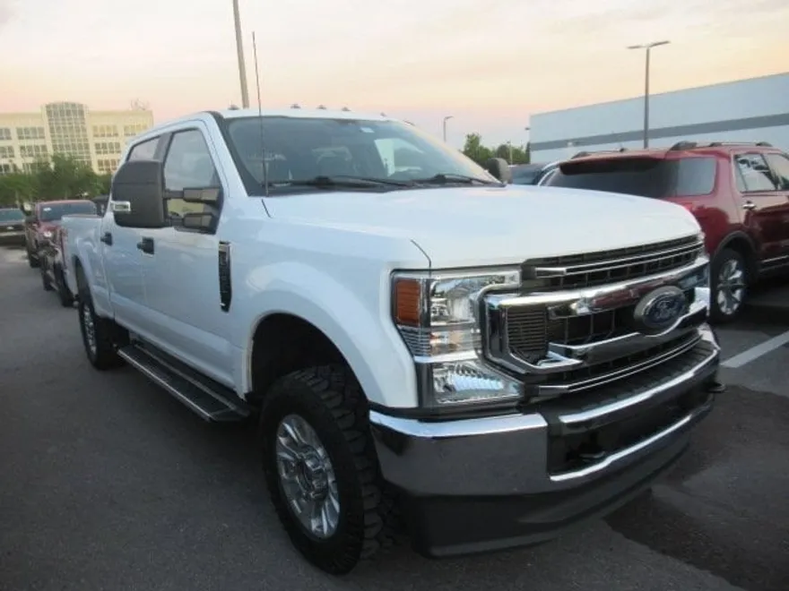 2022 Ford F-350 XL photo 1