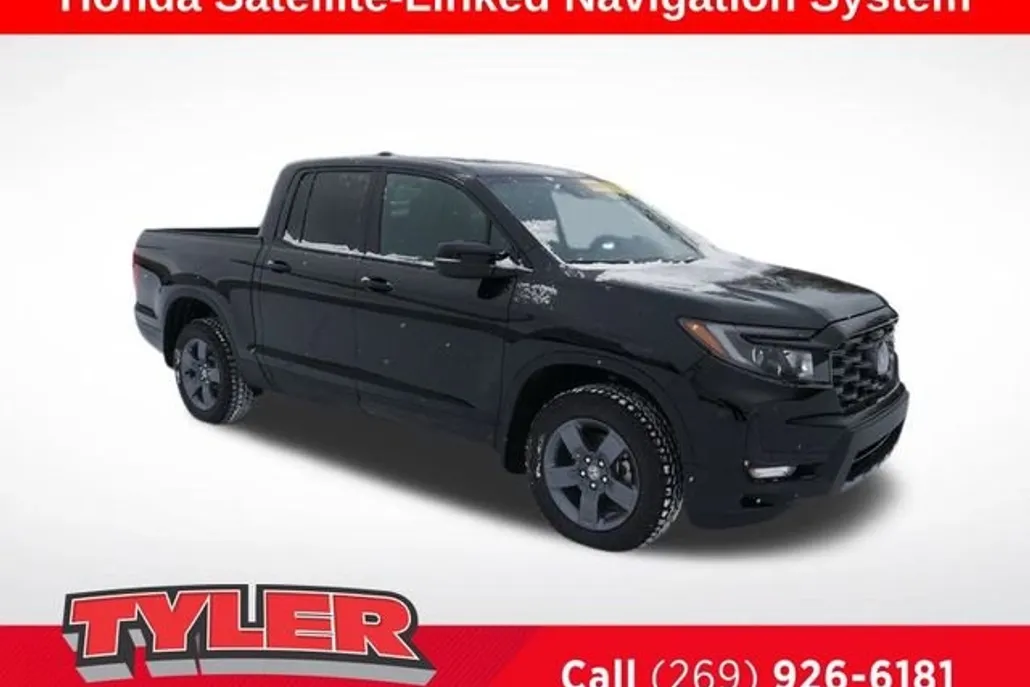 2025 Honda Ridgeline TrailSport photo 1