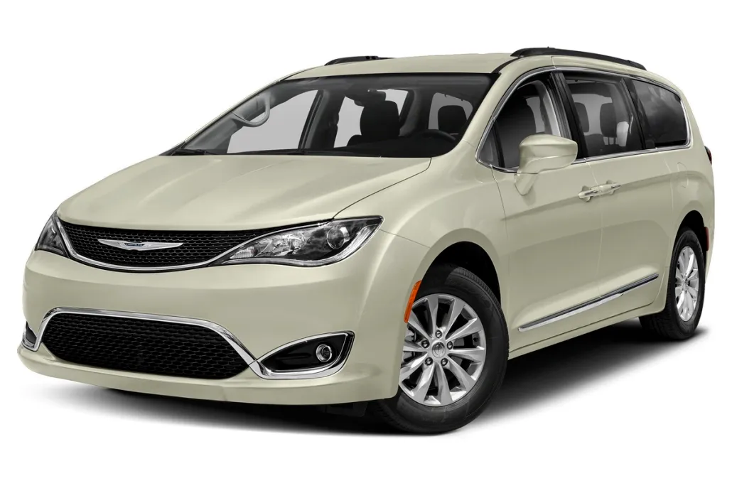 2020 Chrysler Pacifica Touring Plus photo 1