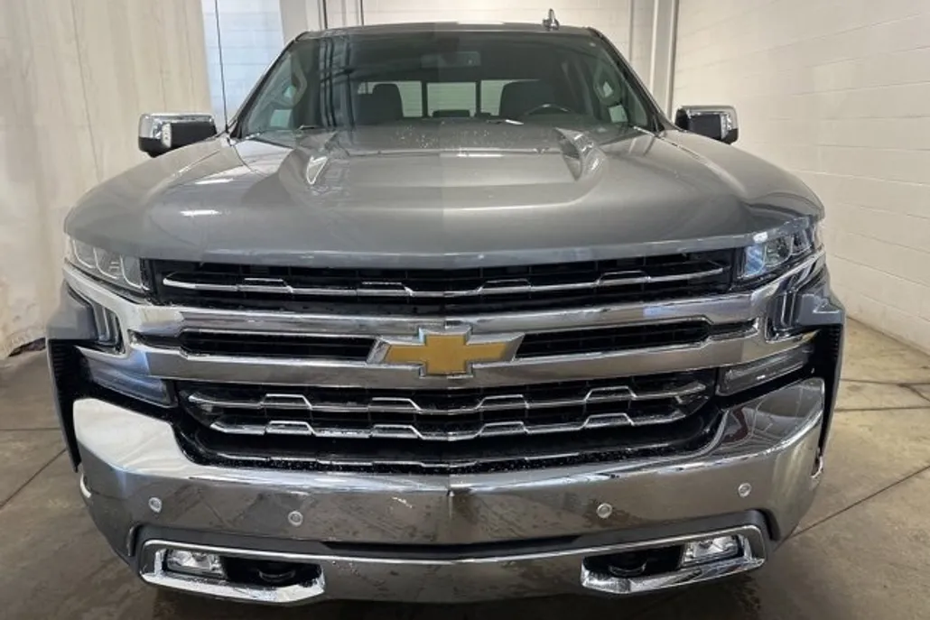 2022 Chevrolet Silverado 1500 LTZ photo 1