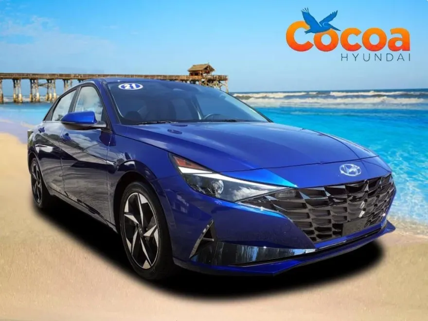 2021 Hyundai Elantra SEL photo 1