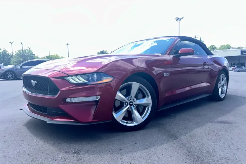 2019 Ford Mustang GT Premium photo 1