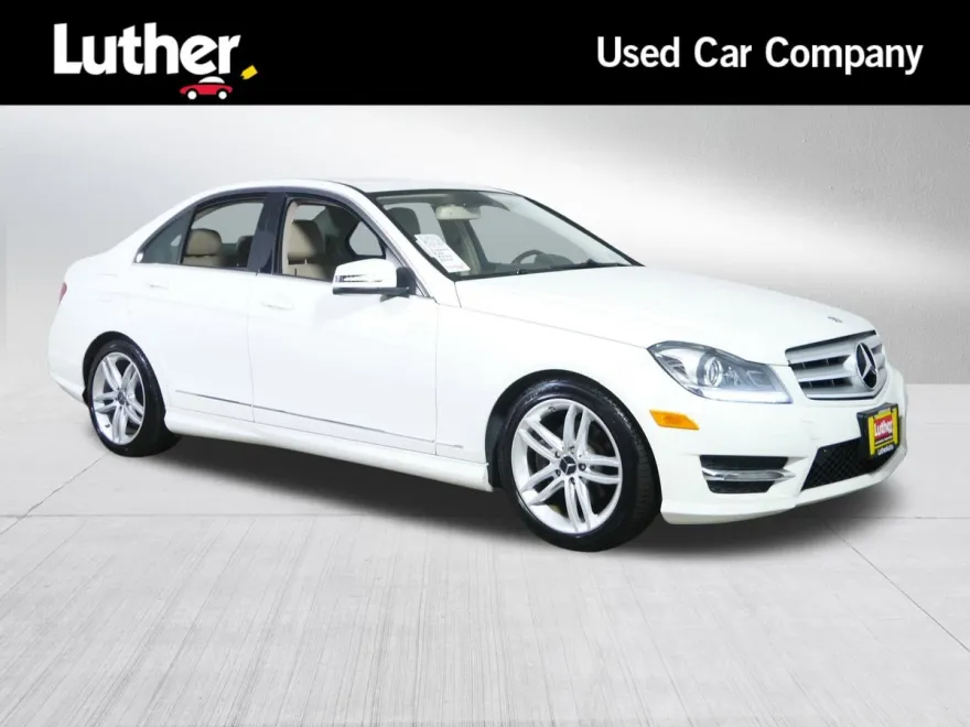 2012 Mercedes Benz C 300 Luxury photo 1