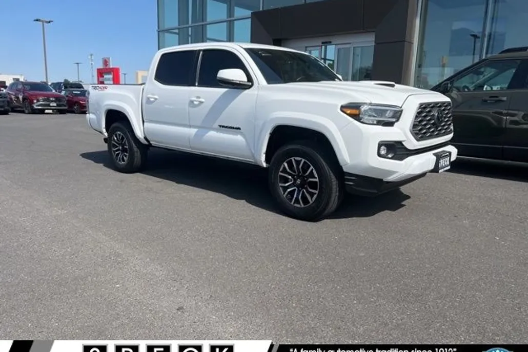 2023 Toyota Tacoma SR photo 1