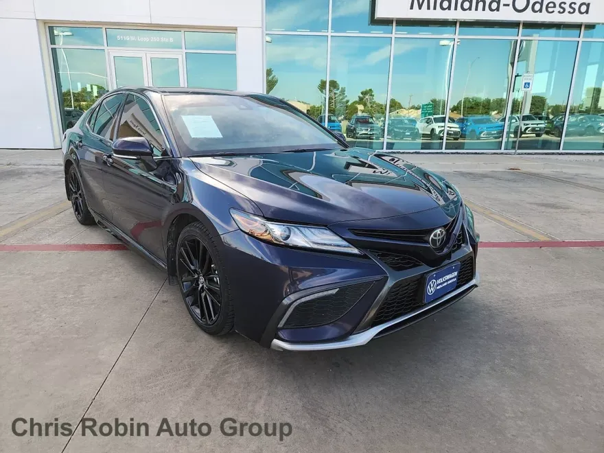 2022 Toyota Camry XSE photo 1