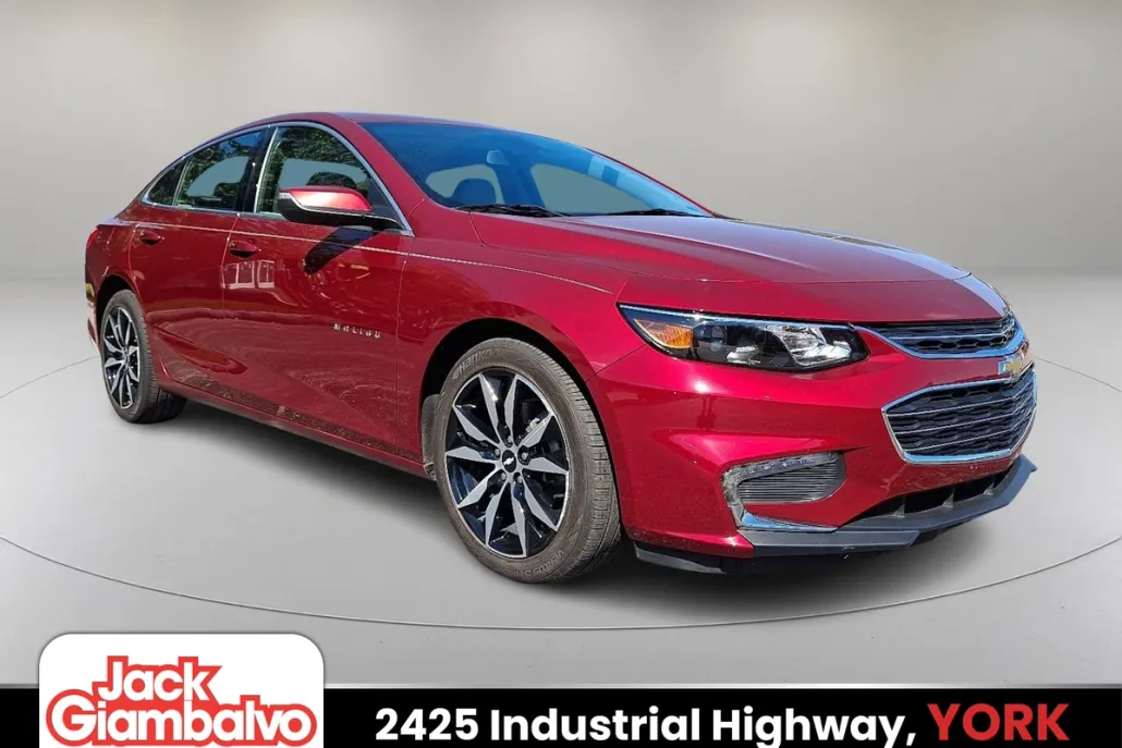 2018 Chevrolet Malibu 1LT photo 1