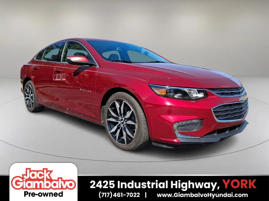 2018 Chevrolet Malibu 1LT photo 1