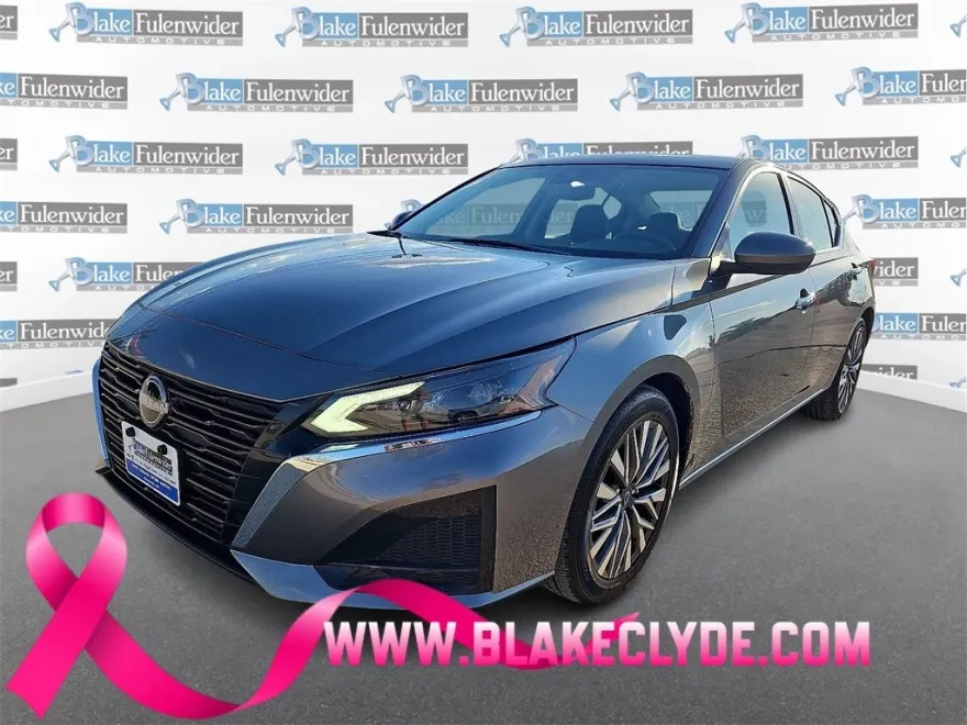 2023 Nissan Altima 2.5 SV photo 1
