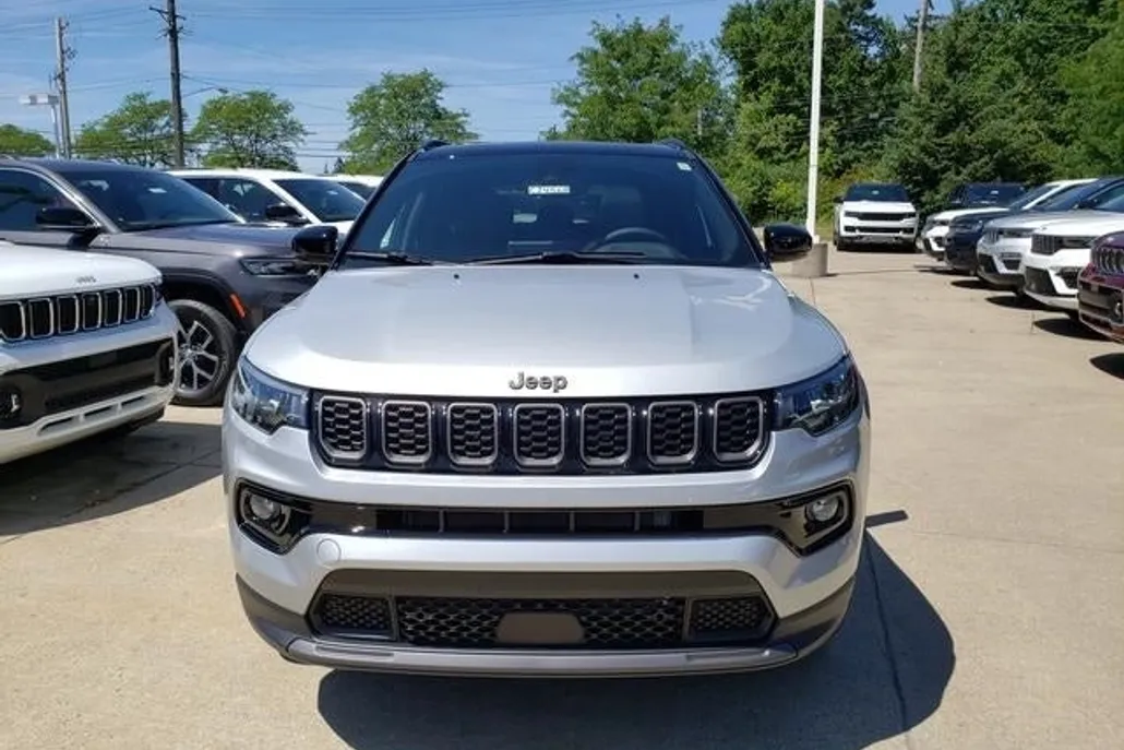 2025 Jeep Compass Limited photo 1