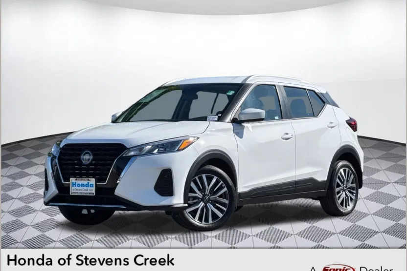2024 Nissan Kicks SV photo 1
