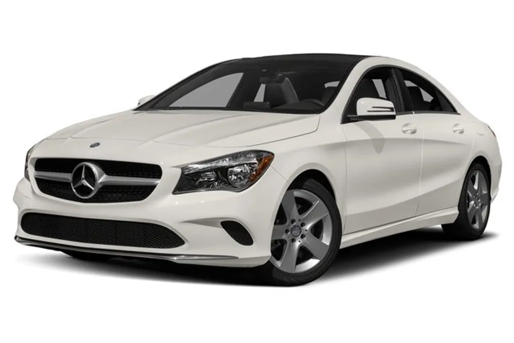 2019 Mercedes Benz CLA 250 photo 1