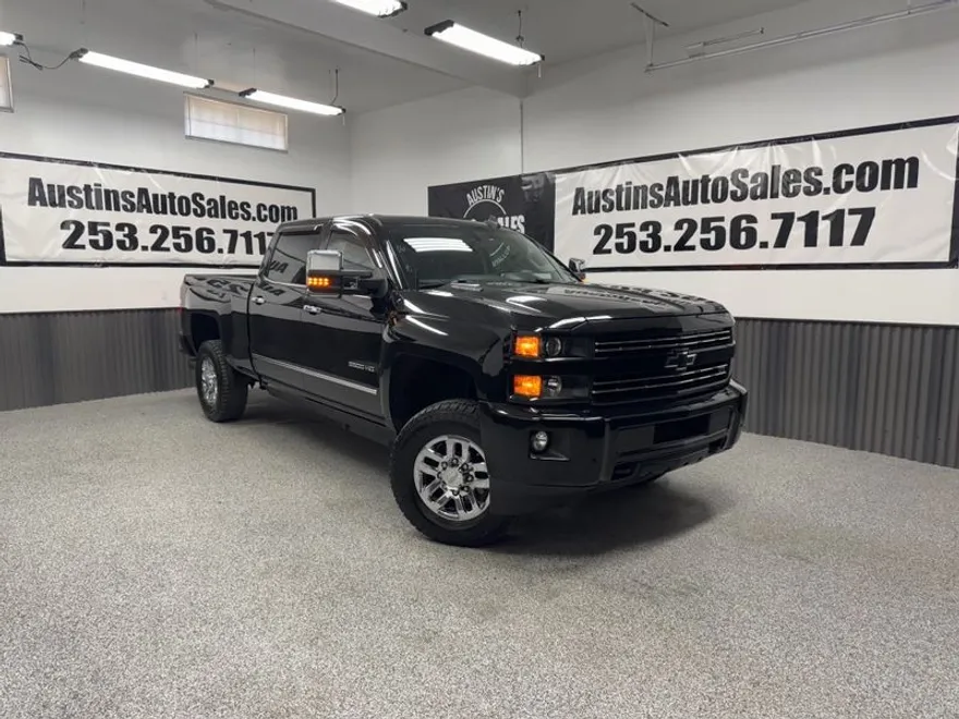 2016 Chevrolet Silverado 3500HD LTZ photo 1