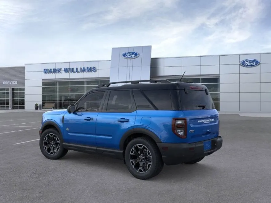 2025 Ford Bronco Sport Outer Banks photo 1