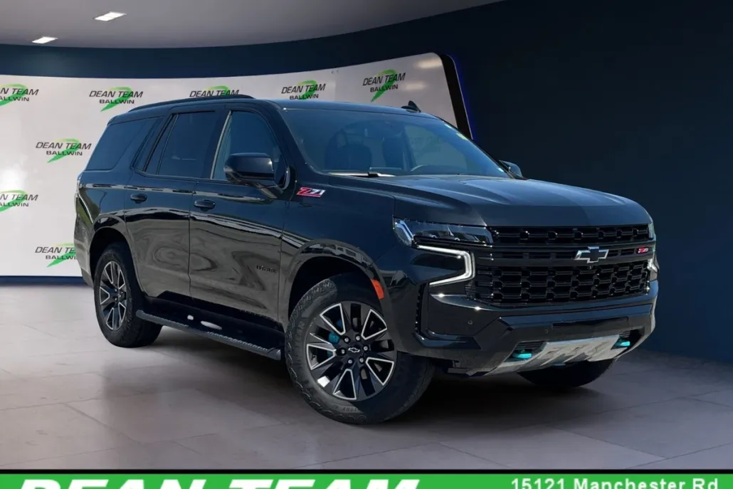 2023 Chevrolet Tahoe Z71 photo 1