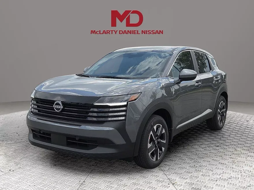 2025 Nissan Kicks SV photo 1